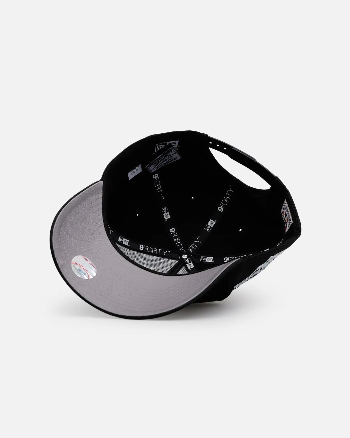 New Era Oakland Athletics 'Icy Camo' 9FORTY A-Frame Snapback Black/Camo