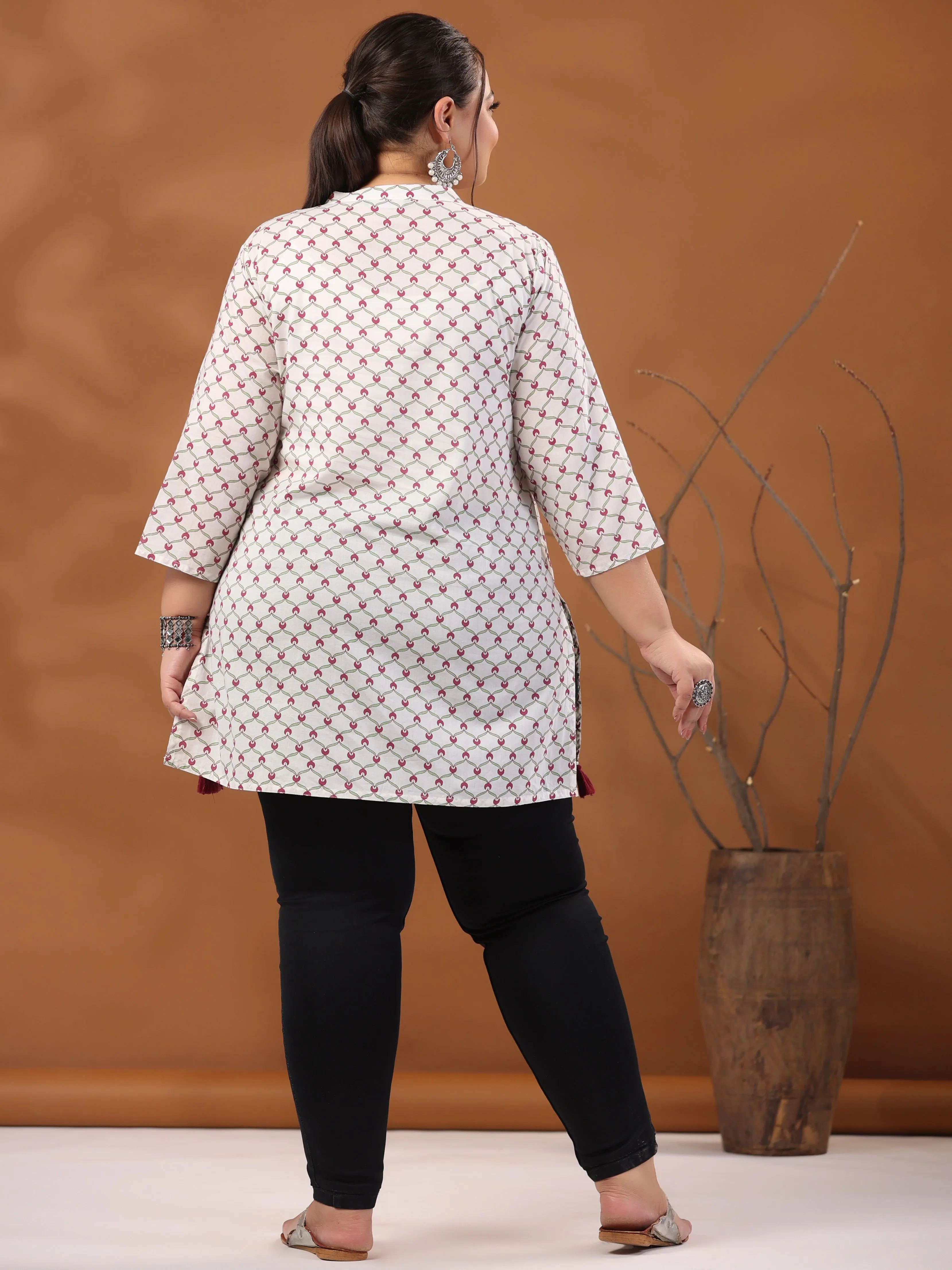 Plus Size Geometric Printed Cotton Short White Kurta
